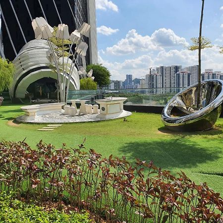 Arte Mont Kiara By Iluxhome Kuala Lumpur Exterior photo